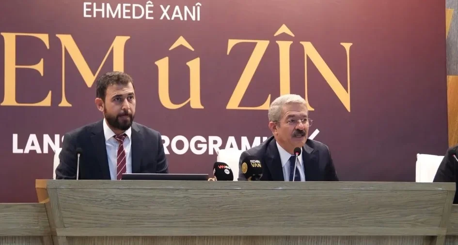Van'da Mem û Zîn’in 257 yıllık nüshası yeniden yayımlandı