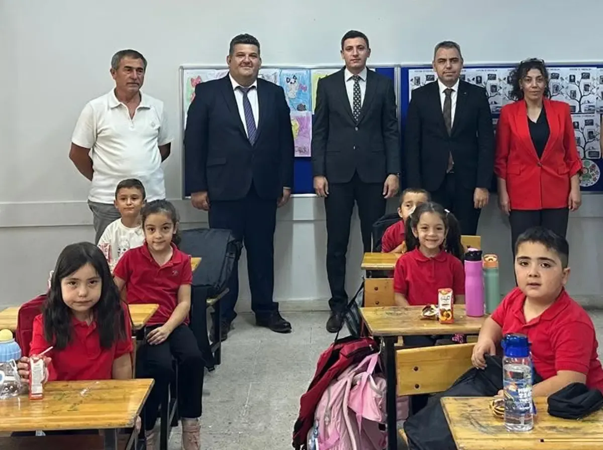 Kaymakam Naim Akar, Atatürk İlkokuluna ziyarette bulundu